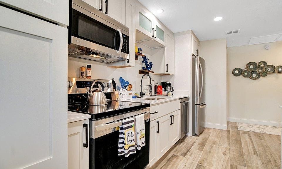 1st image of 299 E Central Blvd APT 12