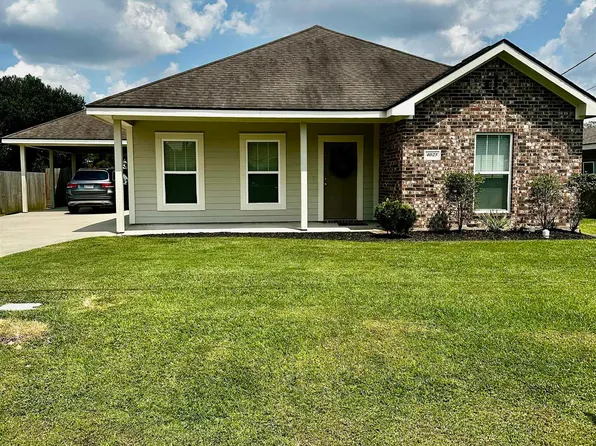 4025 Briarwood Rd, Lake Charles, LA 70605