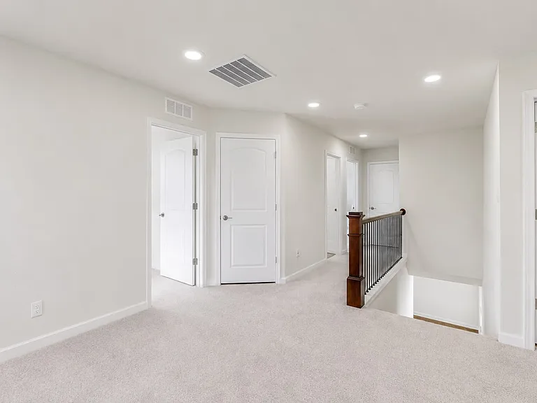 13107 Harpy Eagle Ct — Photo 23