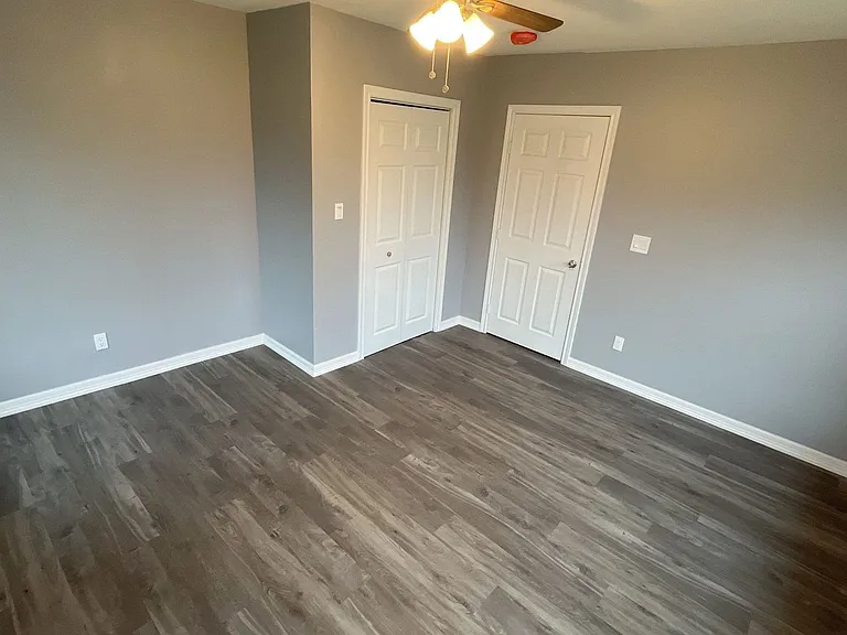 4620 Nichols St — Photo 16