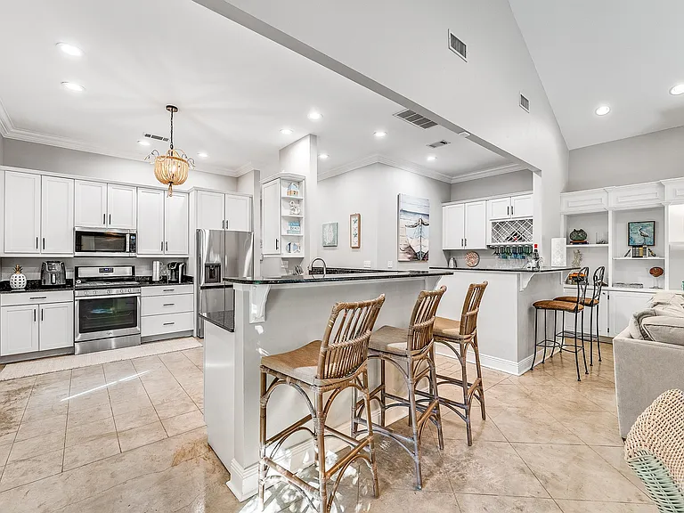 Kitchen and entertainment bar