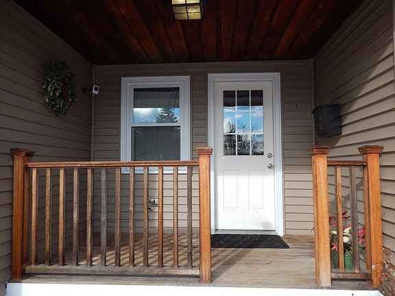 2nd image of 31 Forest Park Dr