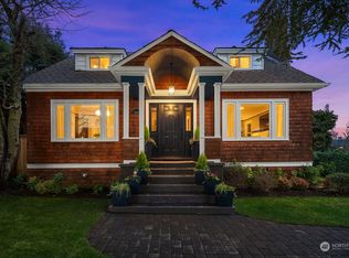 2904 28th Ave W, Seattle, WA 98199