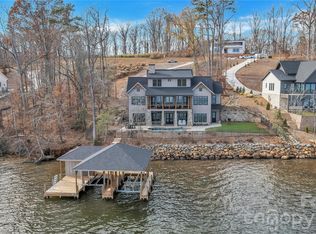 8058 Edgewater Dr, Norwood, NC 28128