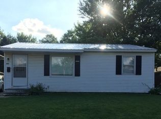 416 S 9th St, Rochelle, IL 61068