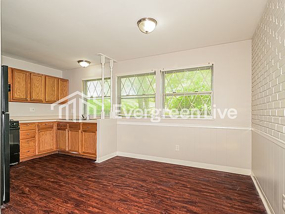 5th image of 2667 Garham Dr