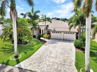 5342 Del Monte Ct, Cape Coral, FL 33904