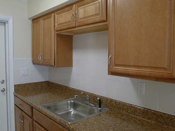 4th image of 4229 Bougainvilla Dr