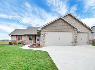 1665 Red Oak St, Green Bay, WI 54313