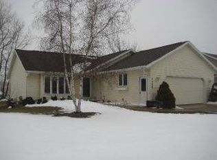3308 S Huckleberry Ln, Appleton, WI 54915