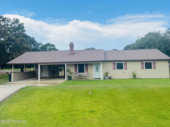 13932 Navaho St, Abbeville, LA 70510