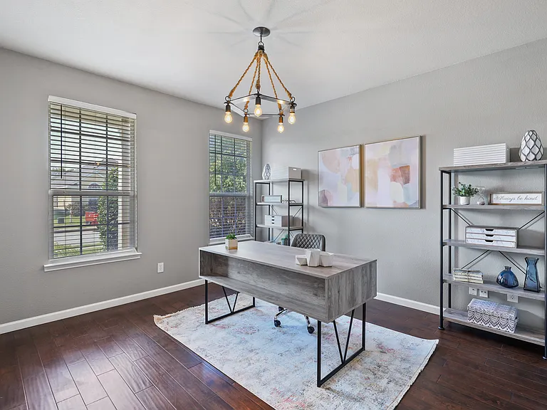 9704 Hedge Bell Dr — Photo 4