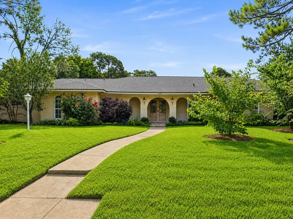125 Pennsylvania Dr, Denton, TX 76205