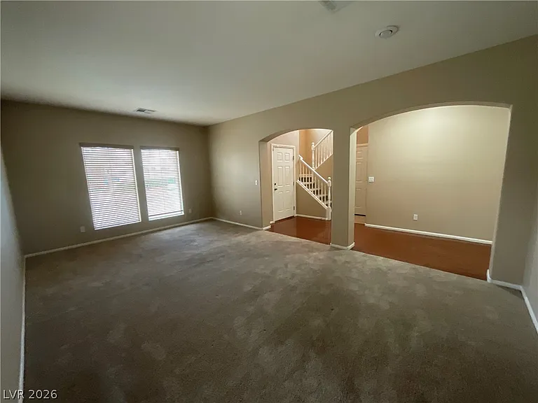 10841 Paradise Rd — Photo 7