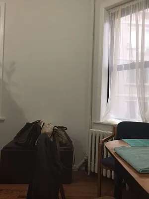 Rented by Green Home NY Realty LLC | media 9