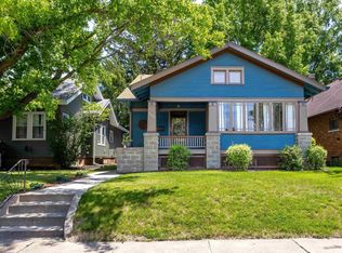 2120 12th St, Moline, IL 61265