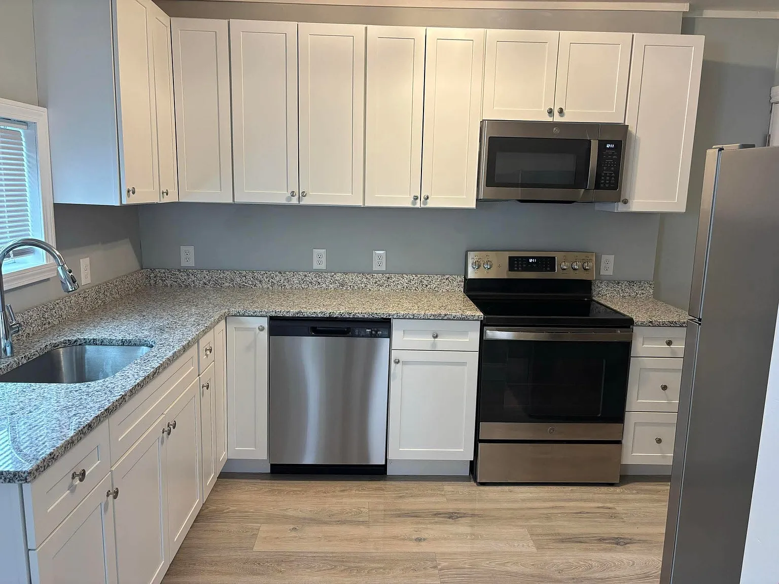 16 Fordway St — Photo 3