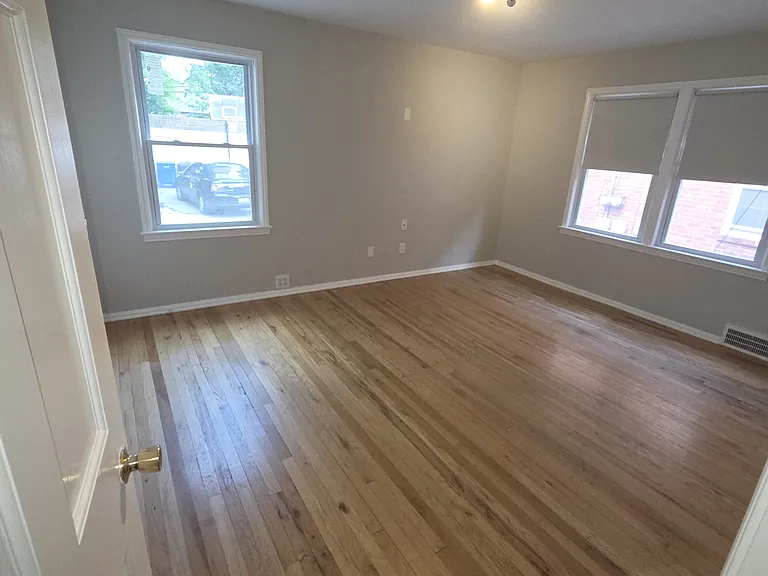 13816 Cedar Rd #1 — Photo 5