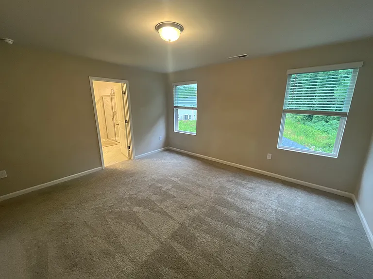 304 Diversity Way — Photo 17