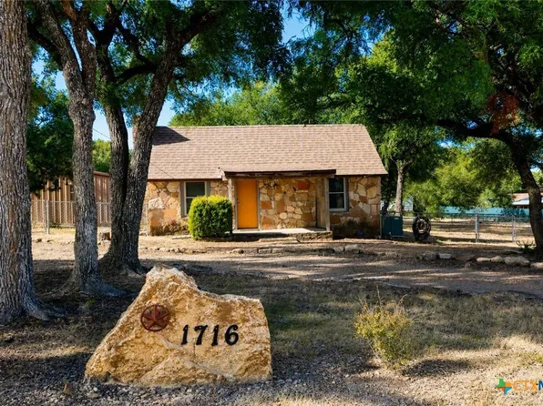 1716 W Main St, Gatesville, TX 76528