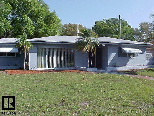 Drastically reduced!!!! /quiet neighborhood, near schools and Tyrone Mall