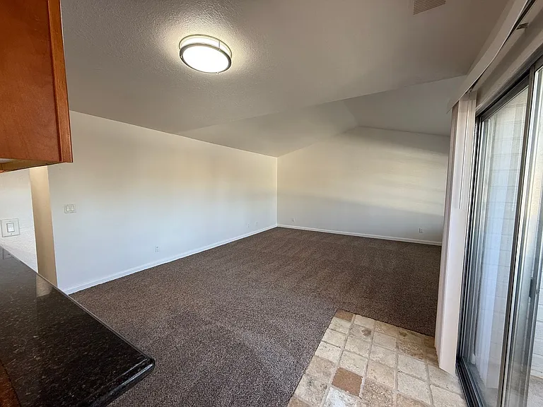 3937 Dale Rd #B — Photo 8