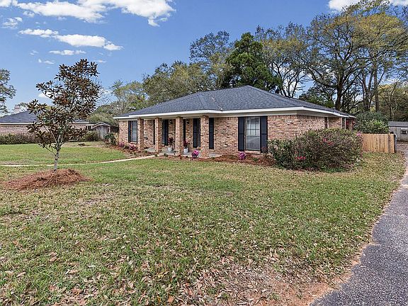 3rd image of 5905 Ole Mill Rd