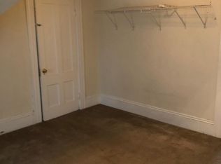 214 Calef Rd APT 3, Manchester, NH 03103