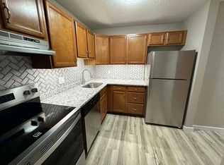 A353 Schraffts Dr #3-109, Waterbury, CT 06705