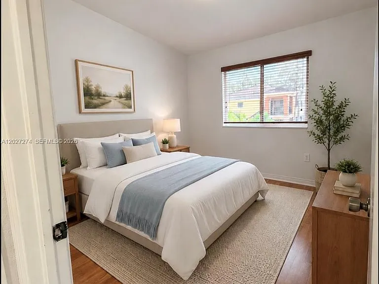 995 NE 34th Ave #201 — Photo 27