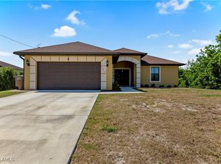 3015 12th St SW, Lehigh Acres, FL 33976