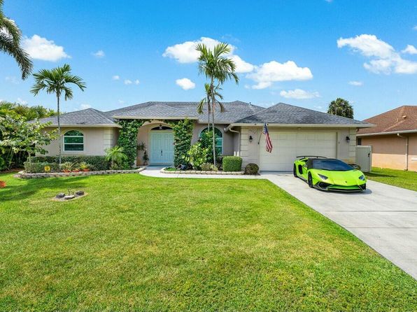 2999 Dovedale Court, Wellington, FL 33414