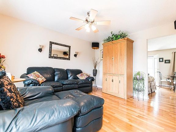 5th image of 216 Leslie Ct