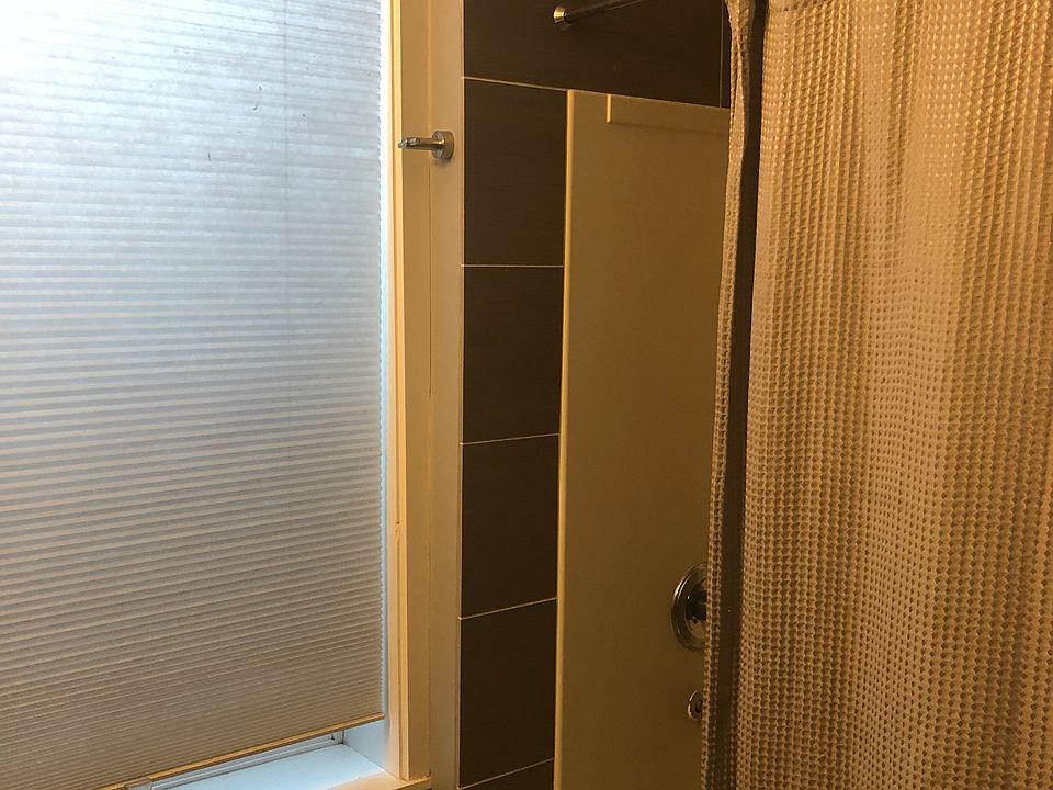 1st image of 509 W 3rd Ave #509