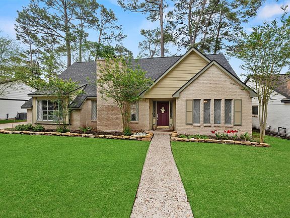 2nd image of 7615 Friars Court Ln