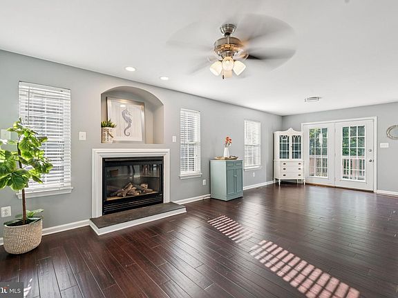 4th image of 2050 Horace Ward Rd