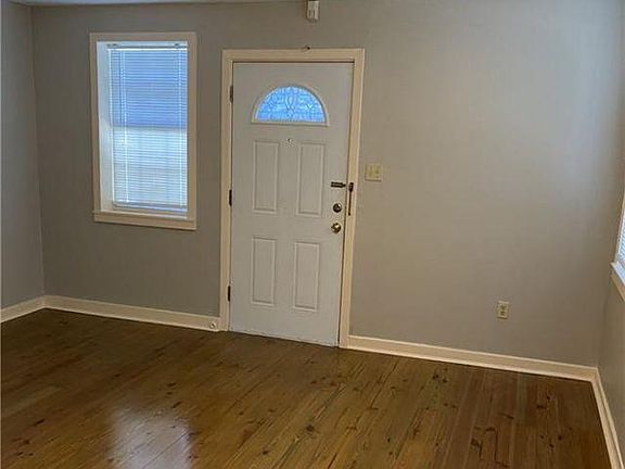2nd image of 1516 Shirley Dr