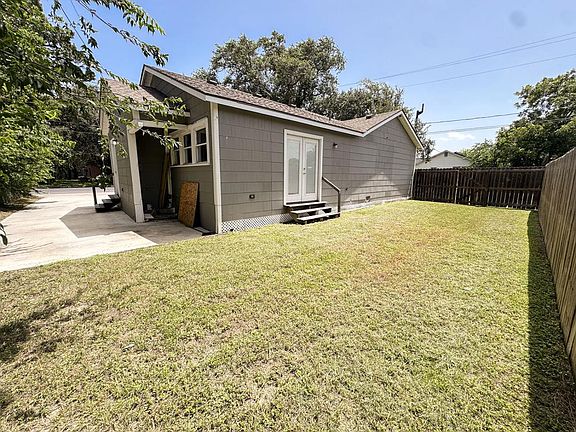 4th image of 1705 Avondale St
