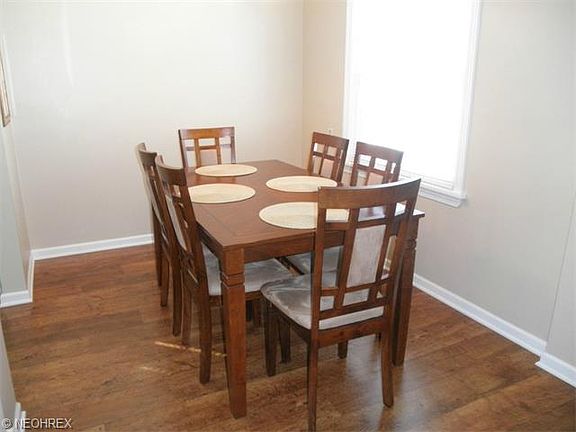 3rd image of 253 Stanmary Dr