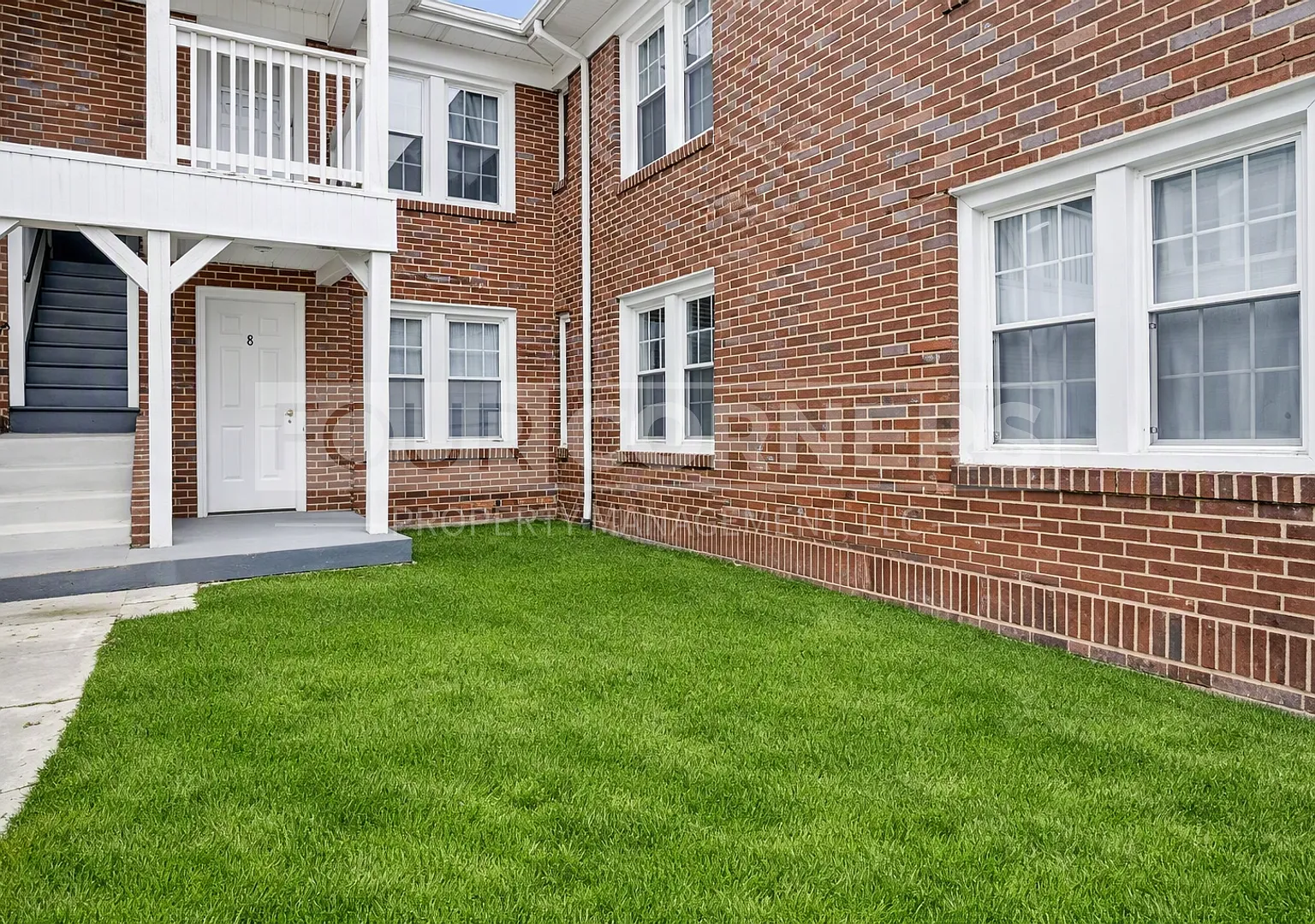 1007 South Main Street — Photo 1