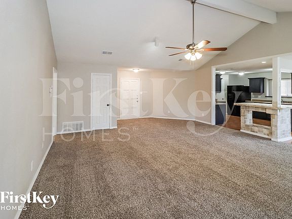 4th image of 4317 Coventry Dr