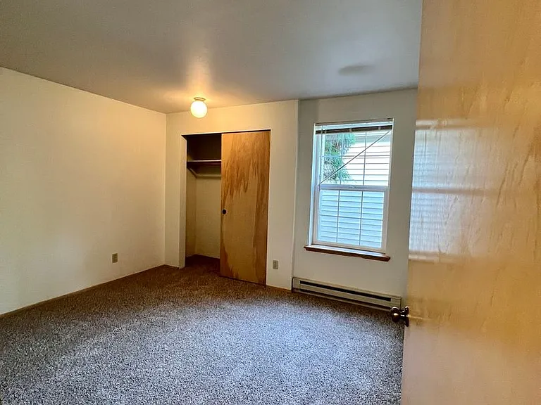 1393 Bradley Lane — Photo 10