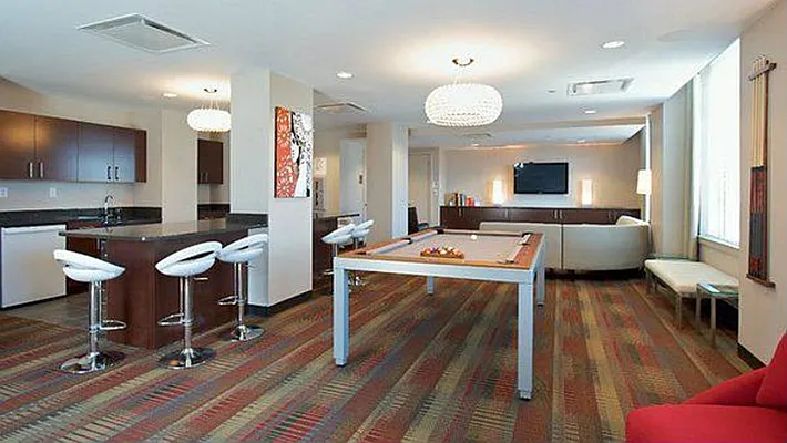 Rented by LCOR (Property Manager) | media 2