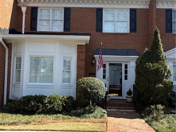 5441 Trentham Dr, Atlanta, GA 30338