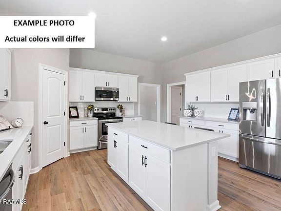 3rd image of 120 Ridley Ln