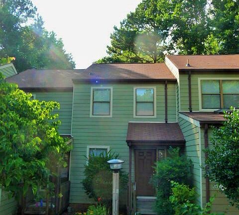 3rd image of 104 Cedarwood Ln