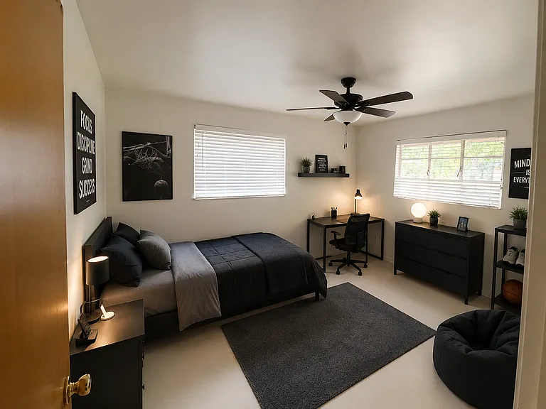 2nd bedroom. Great for teenagers, bunk beds.