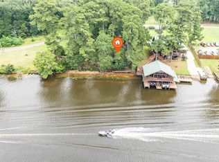 885 Pine Island Rd, Karnack, TX 75661