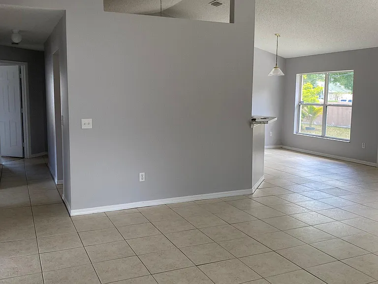 632 SE Chapman Ave — Photo 15