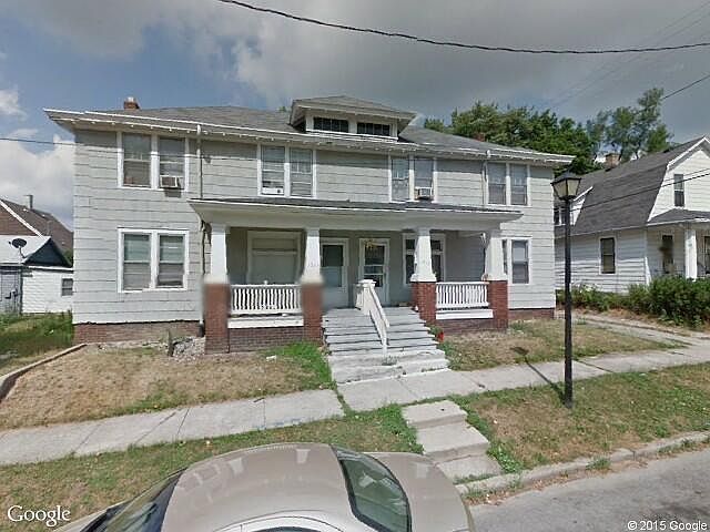 Duplex, Street View (Front)